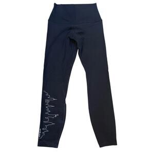 Lululemon Black NYC Skyline Logo Leggings Size 6 Women’s Athleisure Stretch